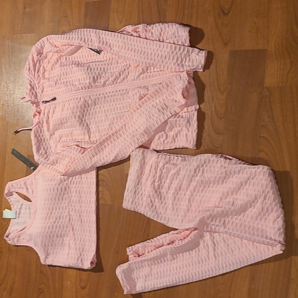 NWT Brazilian 3 piece jogger set - Picture 3 of 15
